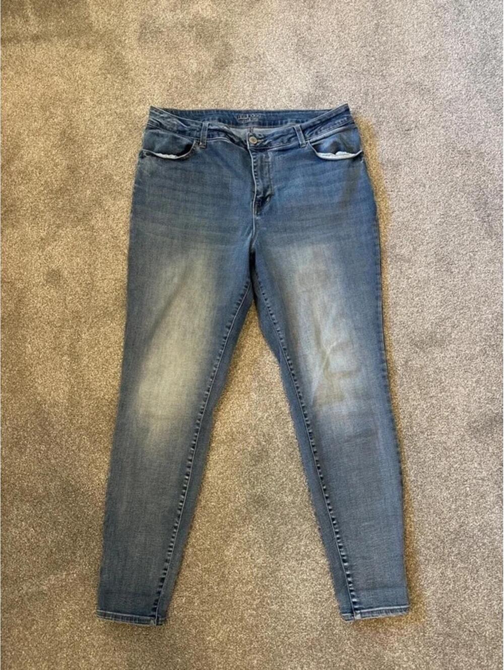 Plus Size High Rise Curvy Jeans